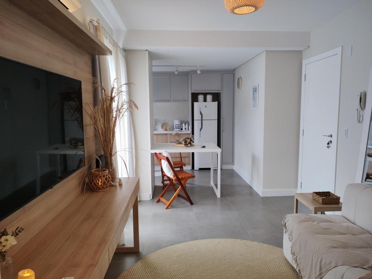 Loft 401 Perto Da Vila Germanica E Centro ブルメナウ エクステリア 写真